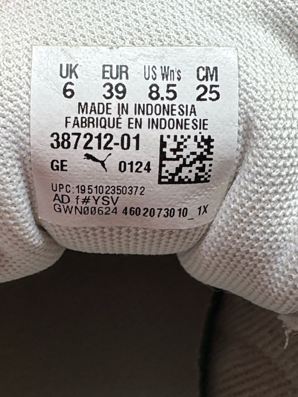 Puma Platform Lace-Up Classic Leather Sneaker with Gold Logo Women’s size 8.5 - Picture 9 of 9